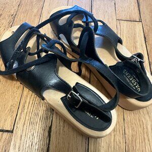 Hasbeens sandals